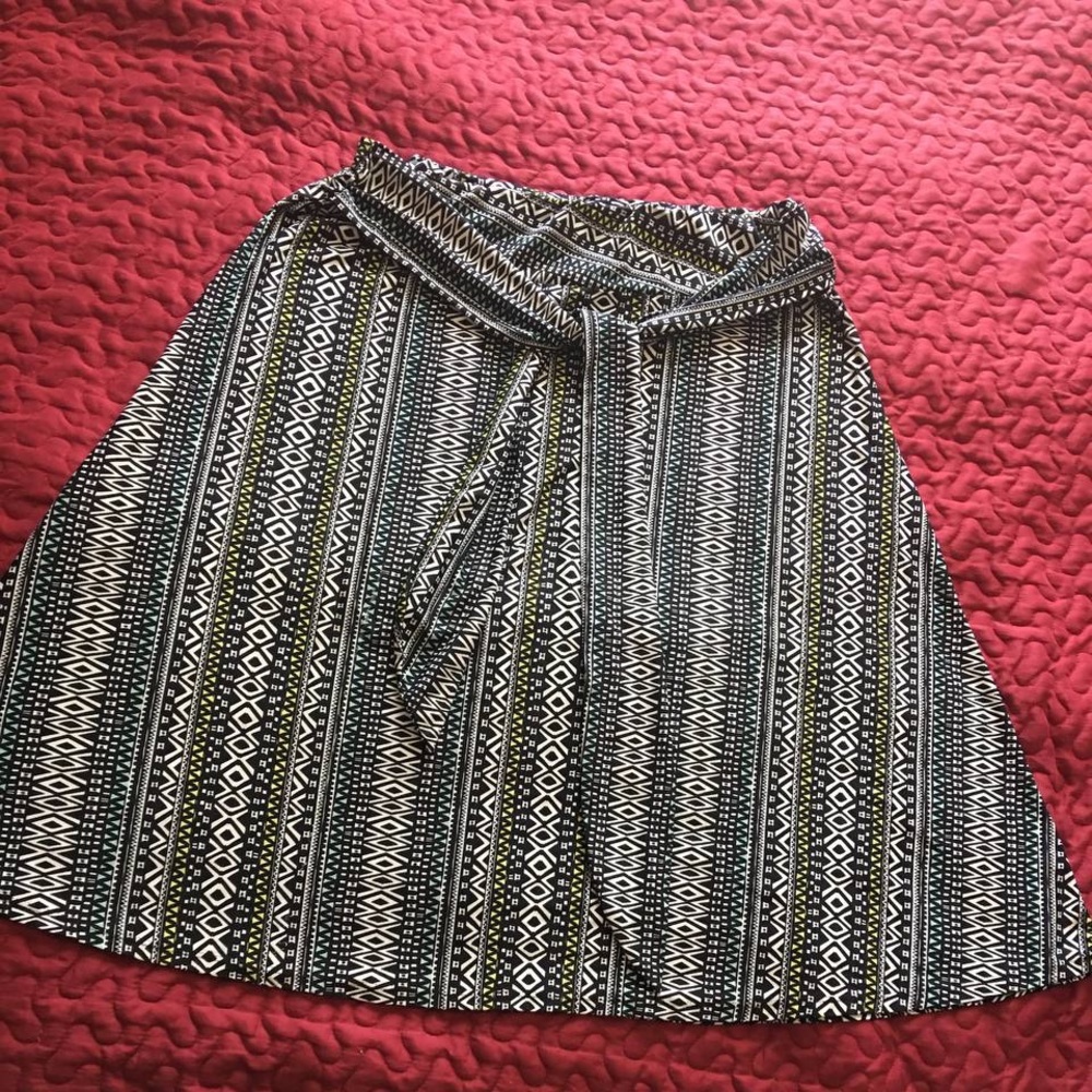 Women skirt